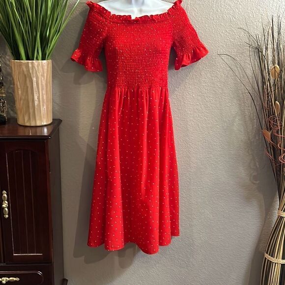 #499 Vine & Love red/ white polkadot off the shoulder fit and flare size juniors - Picture 1 of 14